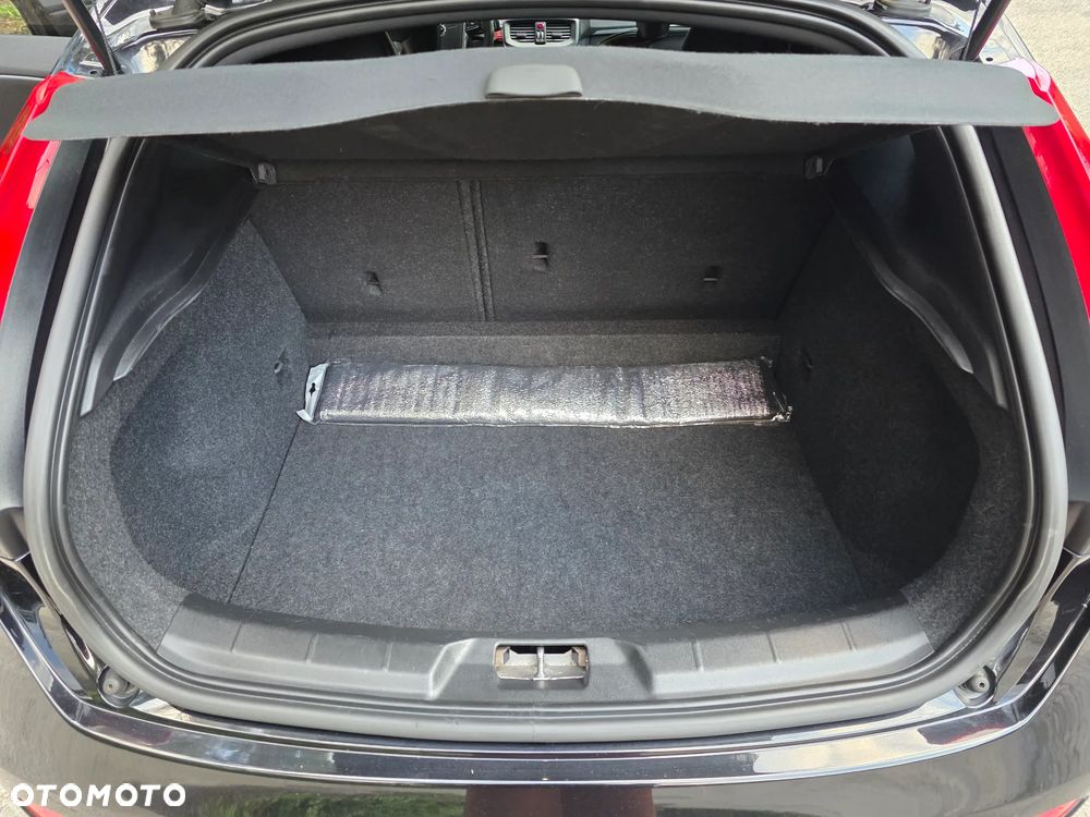 Volvo V40 D3 RDesign - 12