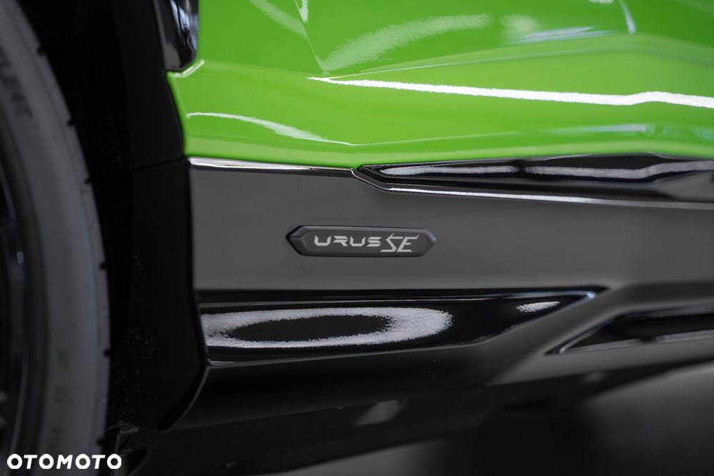 Lamborghini Urus - 10