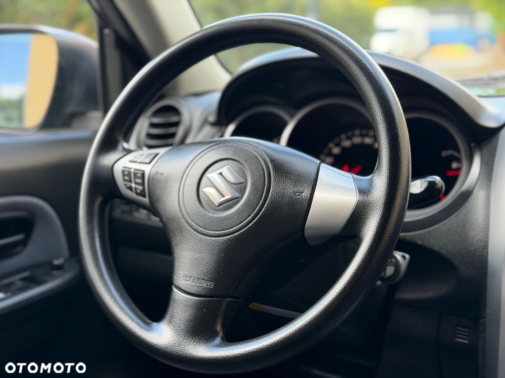 Suzuki Grand Vitara 1.6 - 28