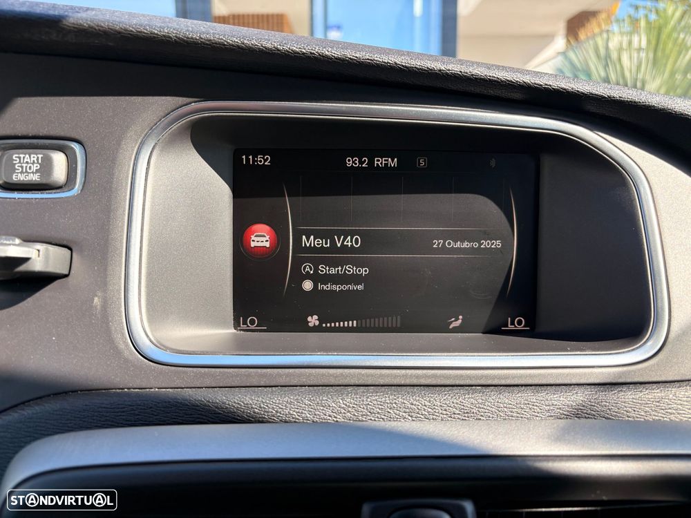 Volvo V40 2.0 D2 Inscription - 28