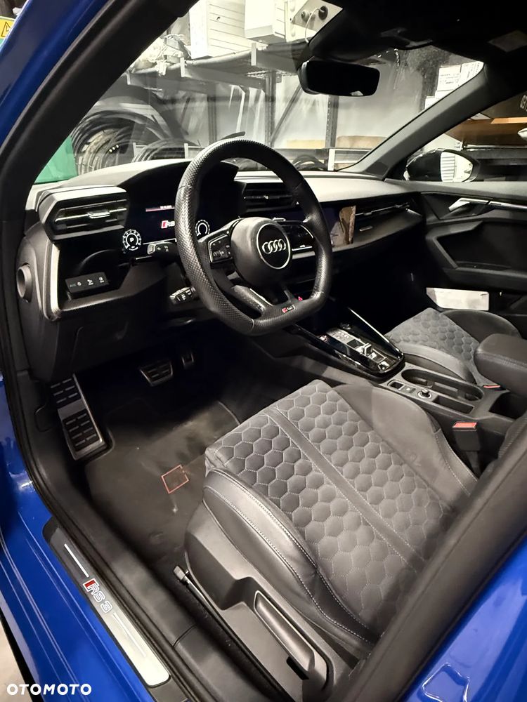 Audi RS3 Limousine TFSI Quattro Performance Edition S tronic - 10