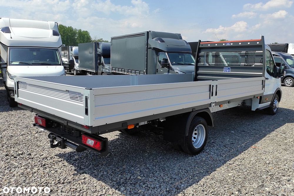 Ford Transit 350 L5 RWD DBL Trend Skrzynia Otwarta 2.0 165KM - 10