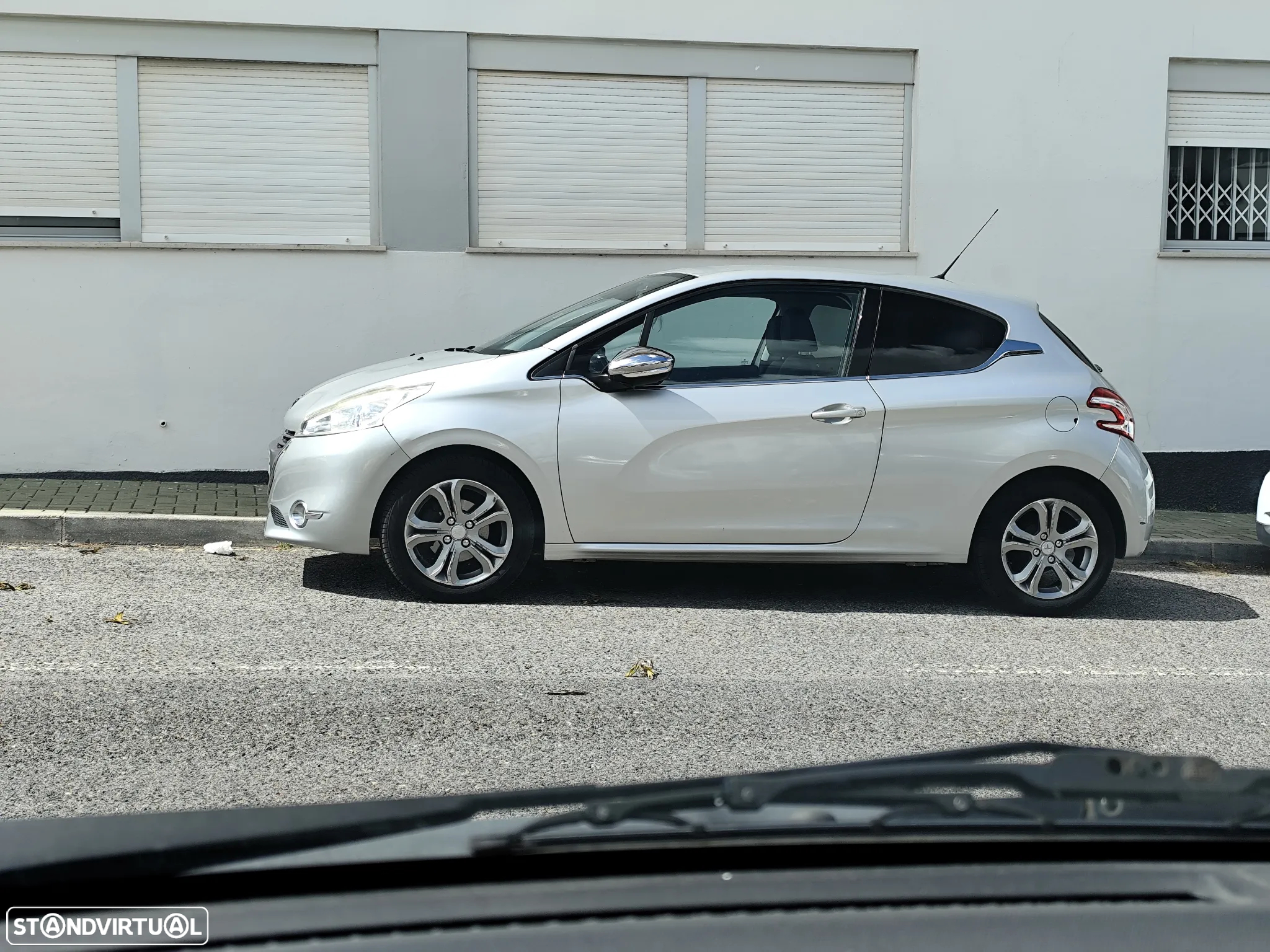 Peugeot 208 1.2 VTi Access - 2