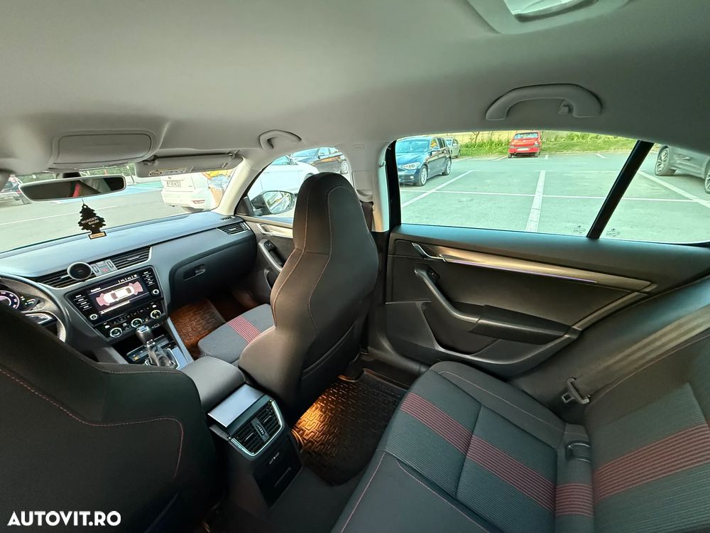 Skoda Octavia 2.0 TDI DSG Style - 17
