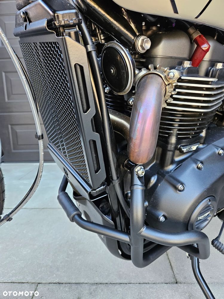 Triumph Scrambler - 8