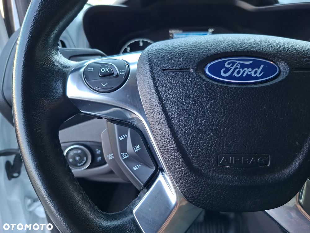 Ford Connect - 18