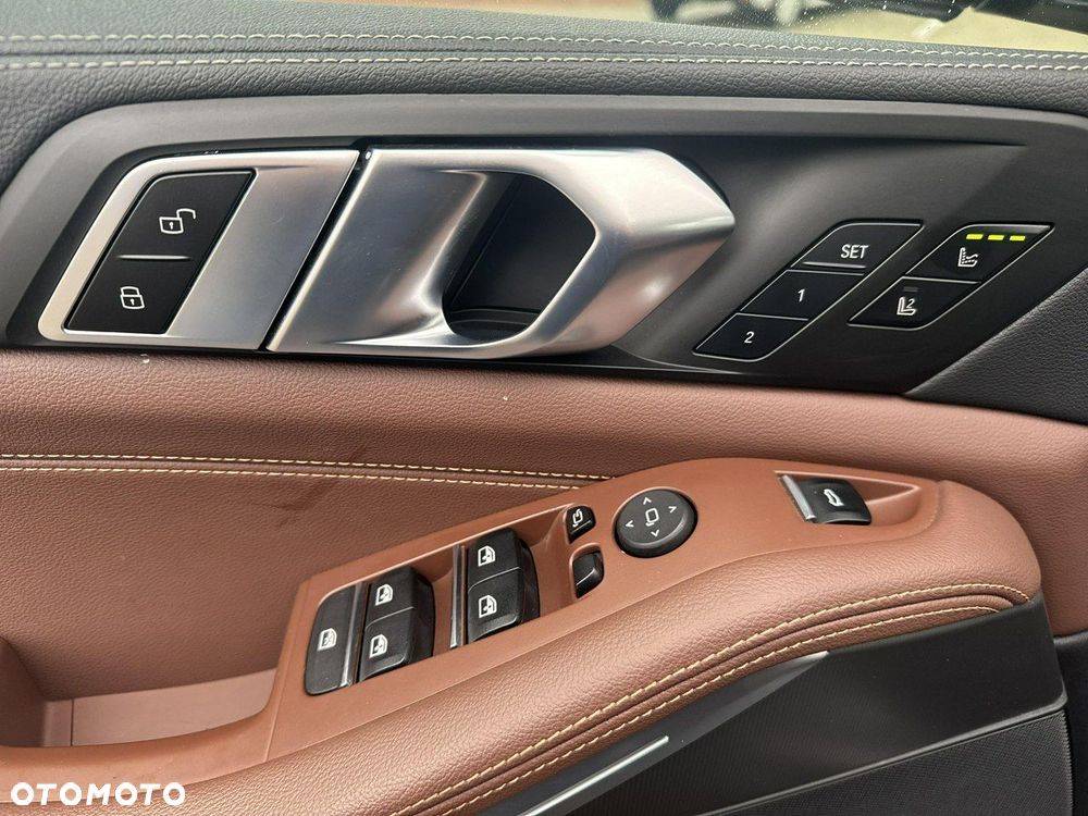 BMW X5 xDrive25d - 12