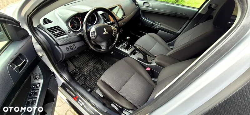 Mitsubishi Lancer 1.8 Instyle NAVI - 7