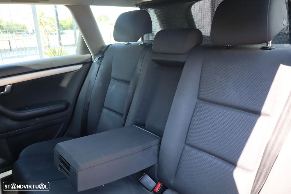 Audi A4 Avant 1.9 TDI m6 - 14