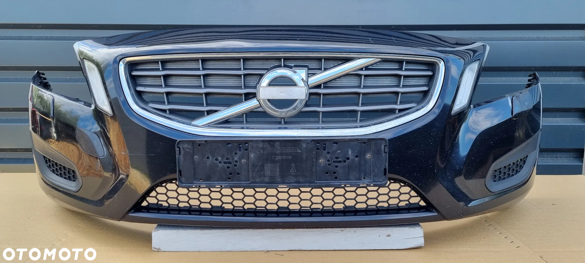 Volvo S60 II V60 2010-2013 zderzak przód oryginał ME271 - 2