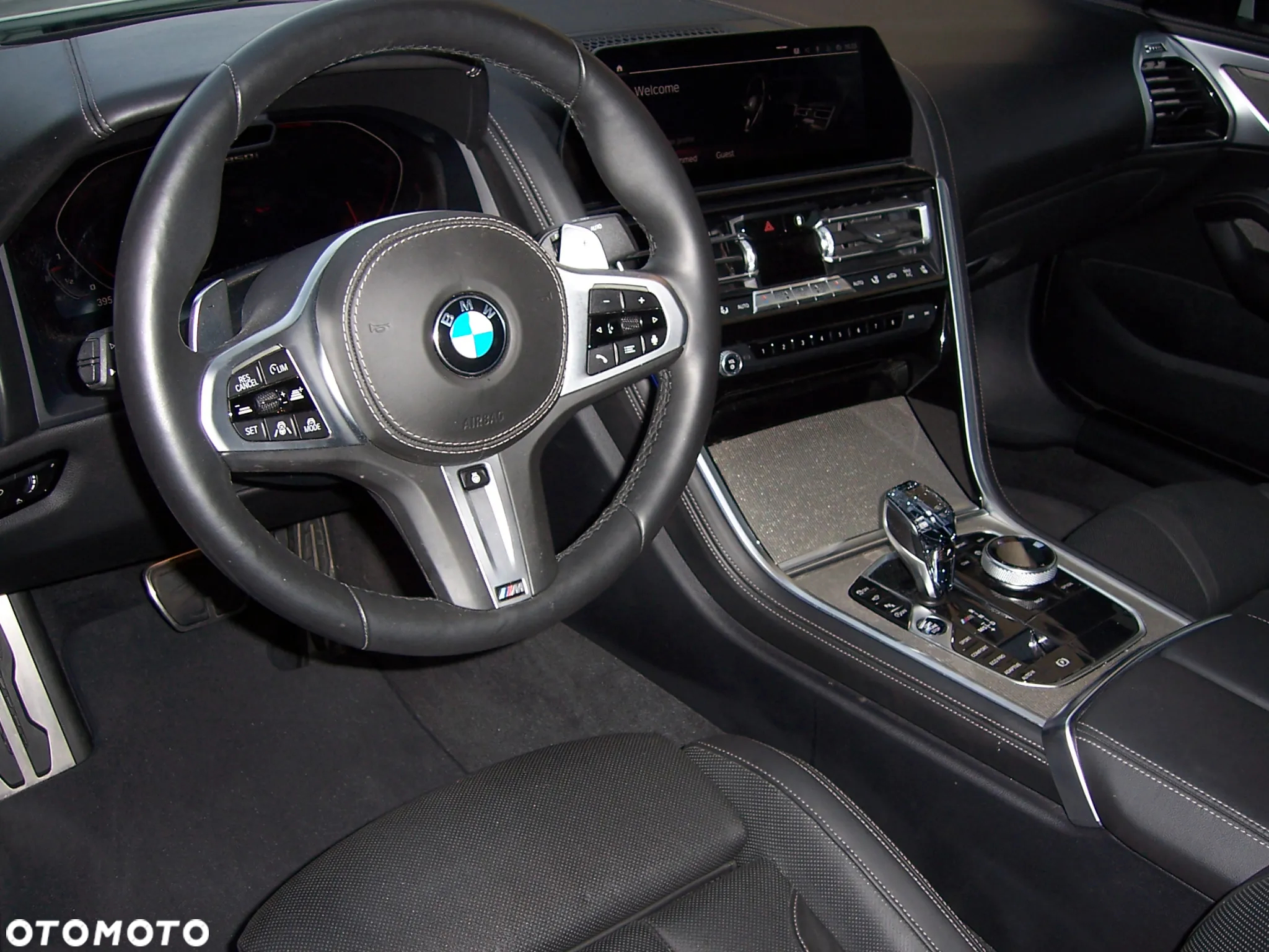 BMW Seria 8 - 13