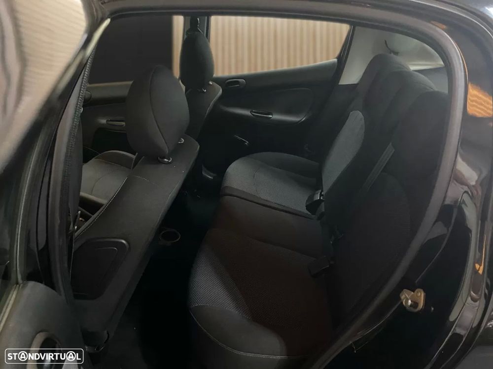 Peugeot 206+ 1.1 Urban - 16