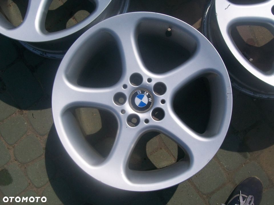 Felgi aluminiowe BMW 18 5x120 x3 X5 IS48 seri 3 - 3