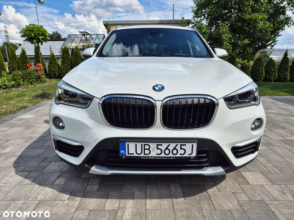BMW X1 sDrive18d Advantage sport - 4