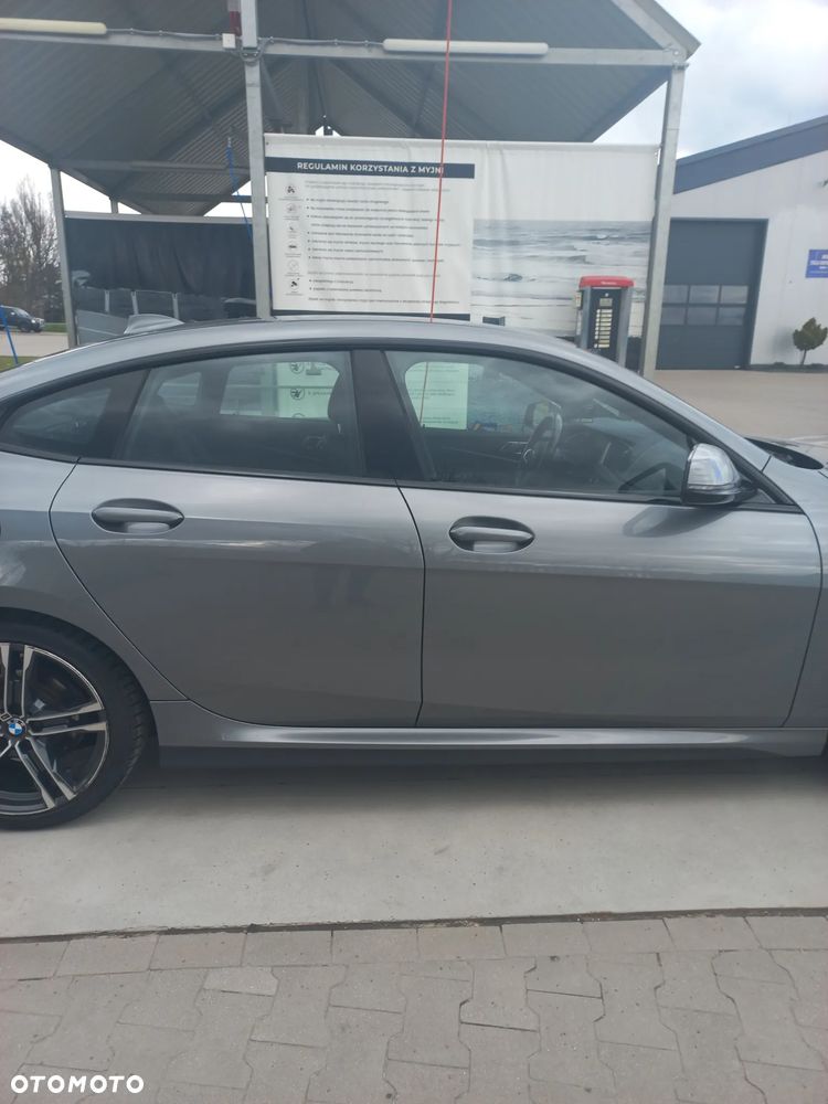 BMW Seria 2 218i M Sport - 9