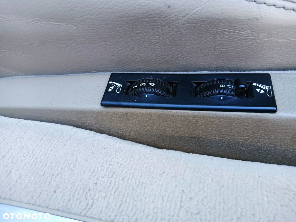 Mercedes-Benz SL - 13