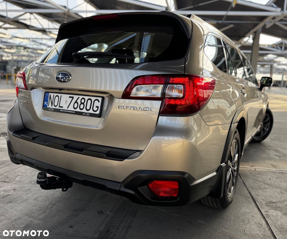 Subaru Outback 2015 photo 2
