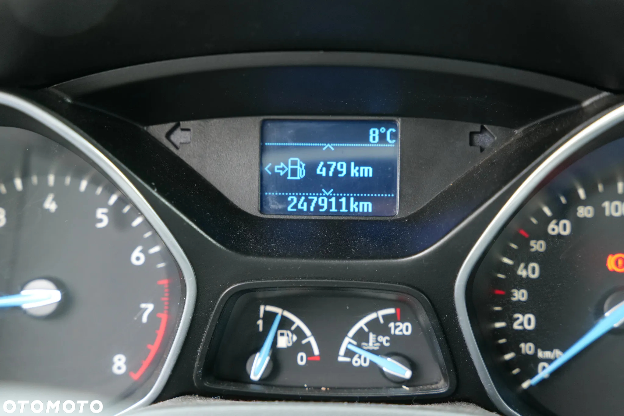 Ford Focus 1.0 EcoBoost Gold X (Trend) - 13