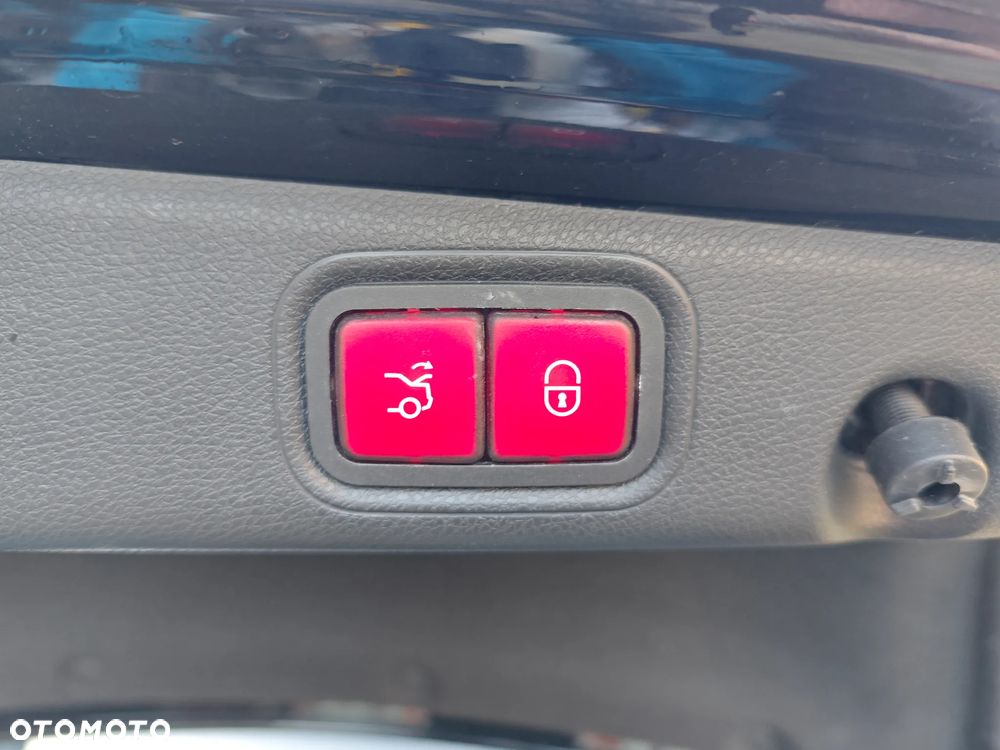 Mercedes-Benz Klasa E 300 9G-TRONIC Avantgarde - 12