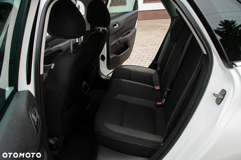 Citroën C4 PureTech 130 Stop&Start SHINE - 26