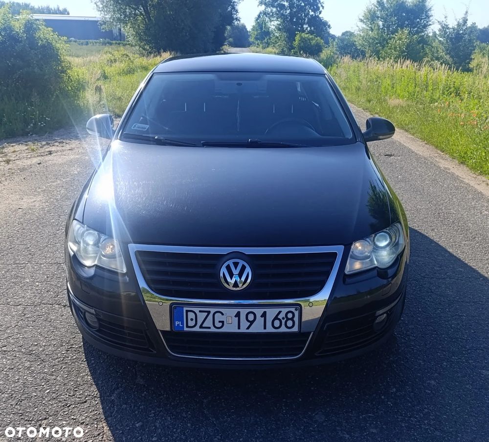 Volkswagen Passat 2.0 TDI DPF Comfortline - 12
