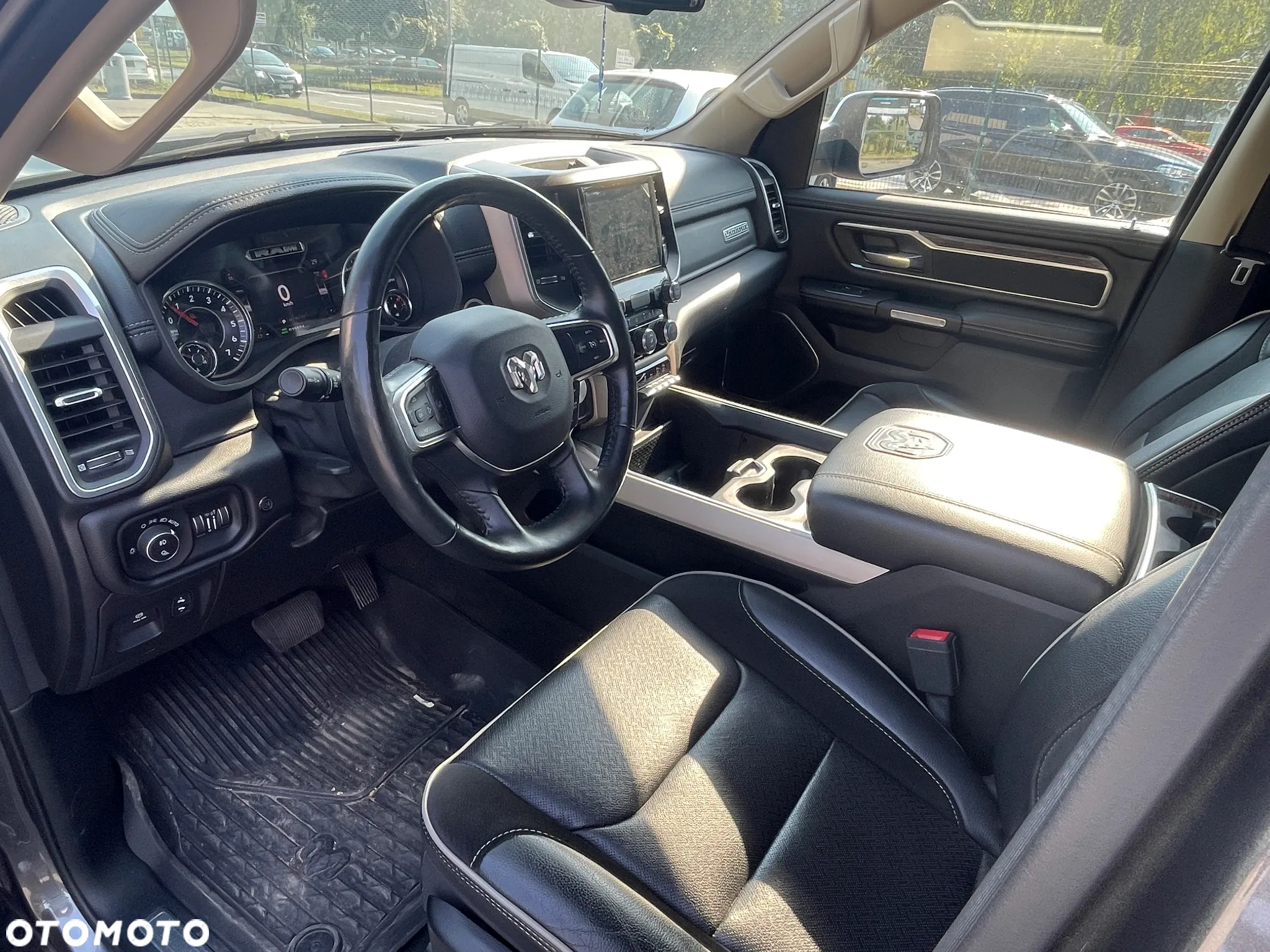 Dodge RAM 1500 5.7 4x4 - 6