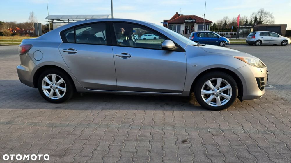 Mazda 3 1.6 Exclusive - 2
