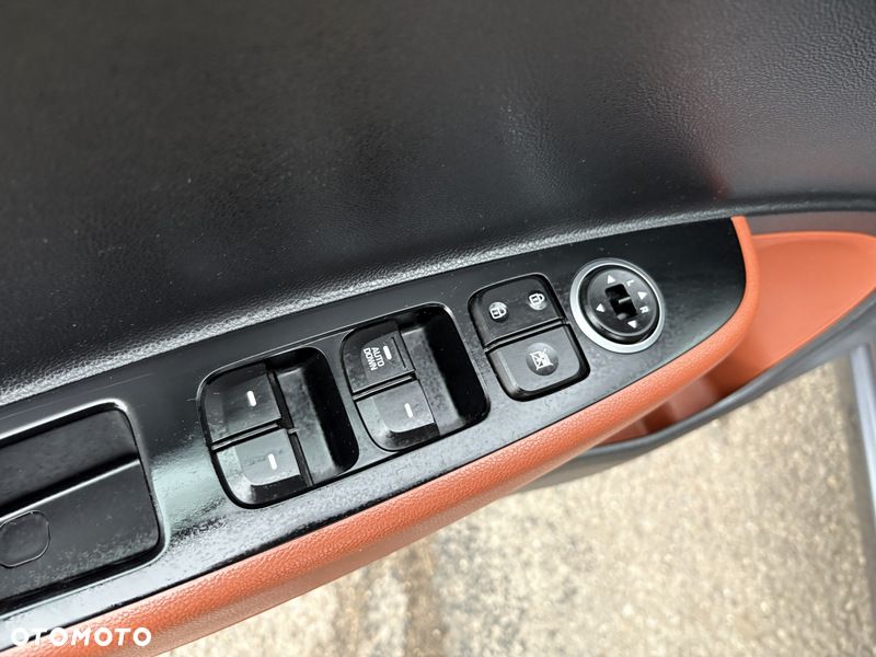 Hyundai i10 1.2 Passion Plus - 16