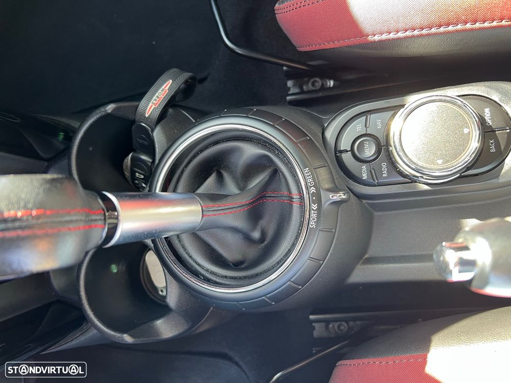 MINI 3 Portas John Cooper Works Aut. - 14
