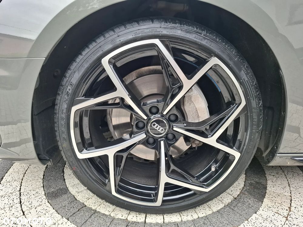 Audi A4 Avant 40 TDI quattro S tronic advanced - 12
