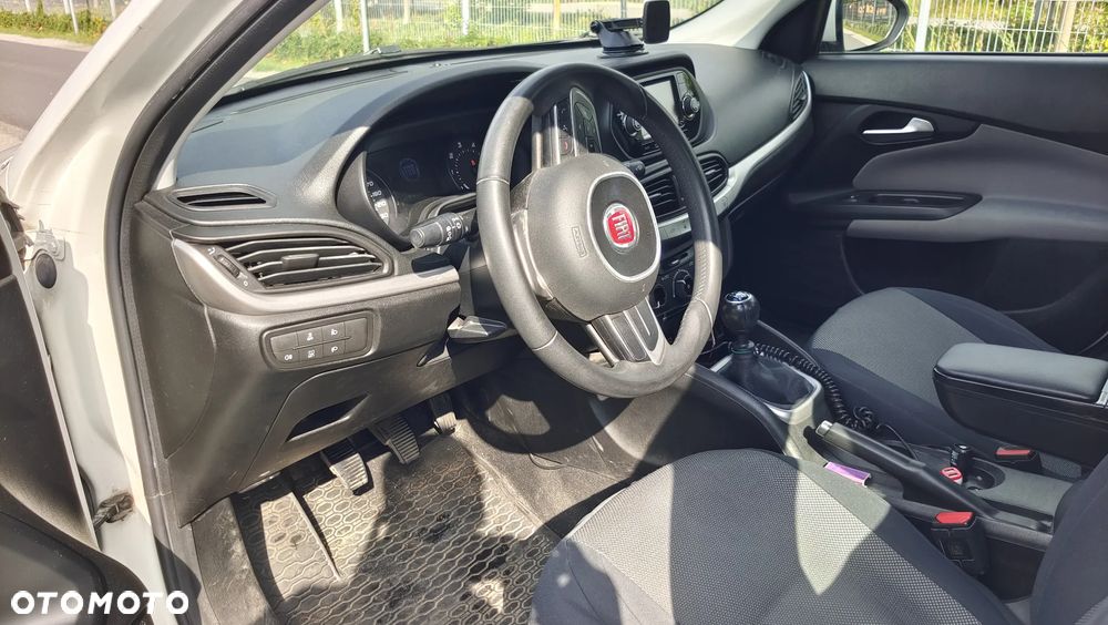 Fiat Tipo 1.4 16V Easy - 13