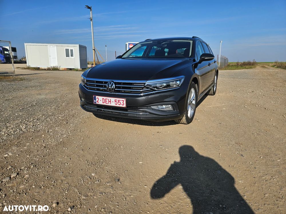 Volkswagen Passat - 2