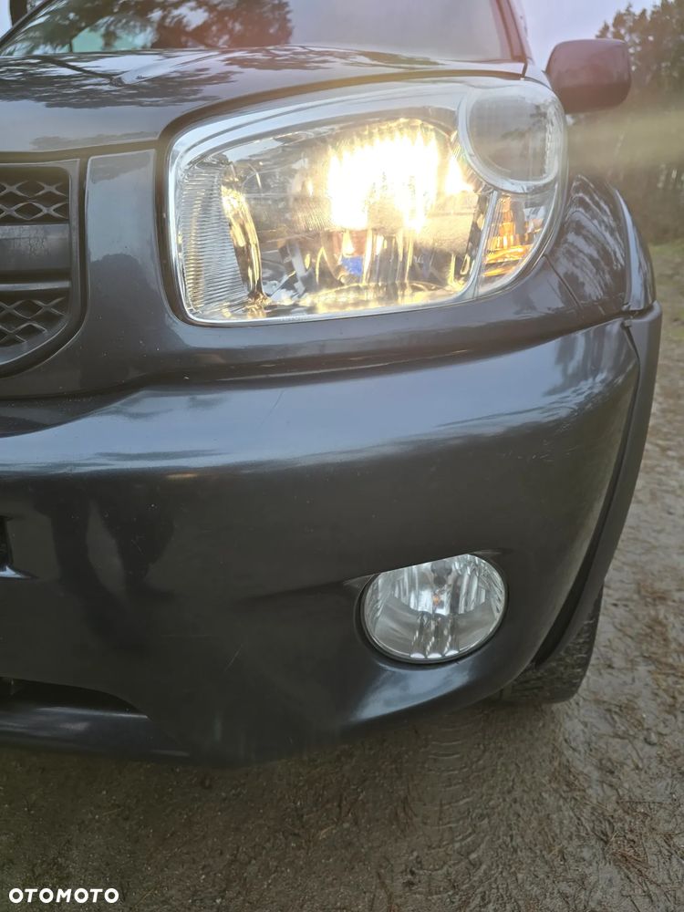 Toyota RAV4 2.0 VVT-i 4x4 - 30