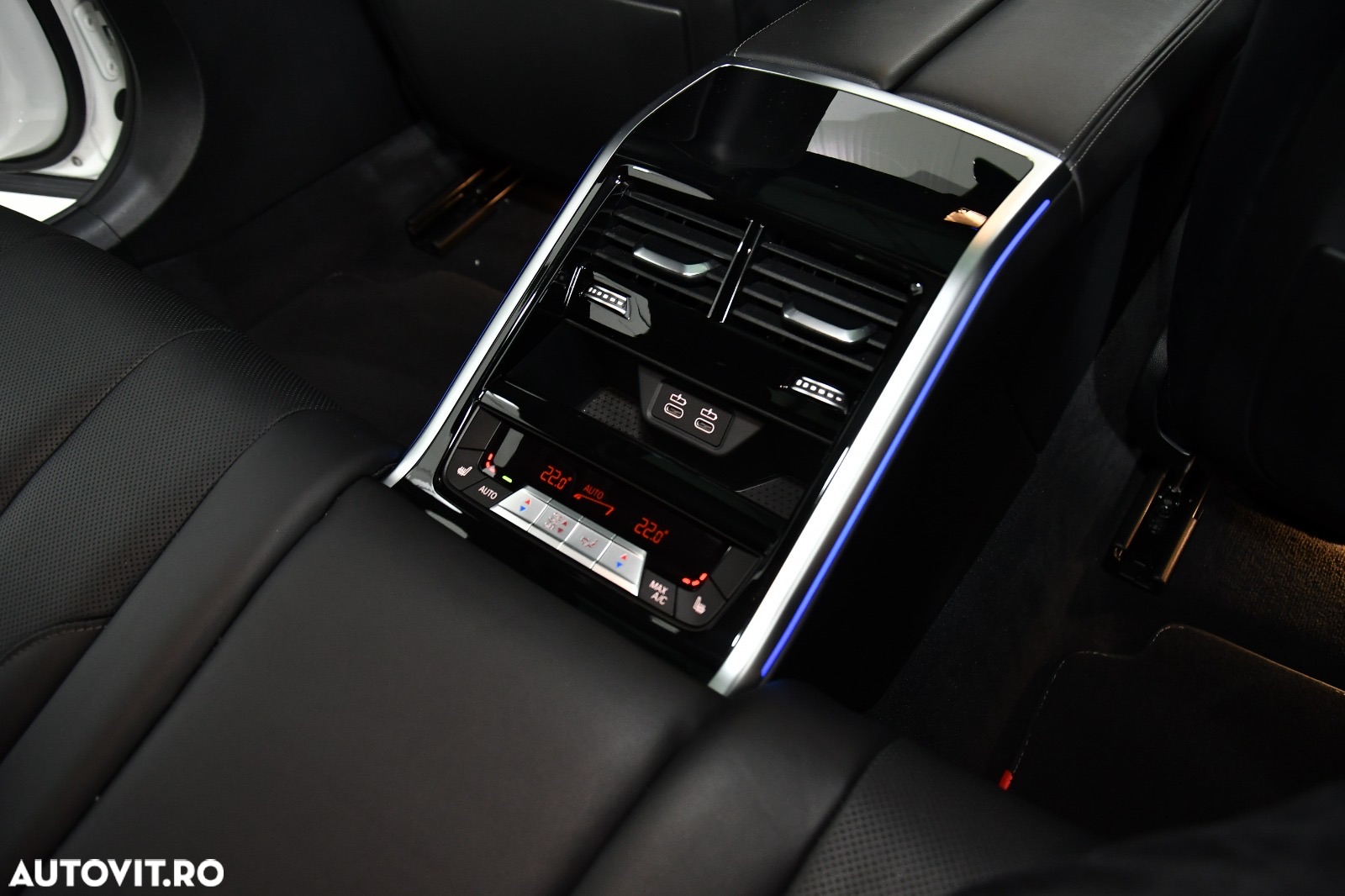 BMW M8 M850i xDrive Gran Coupe - 8