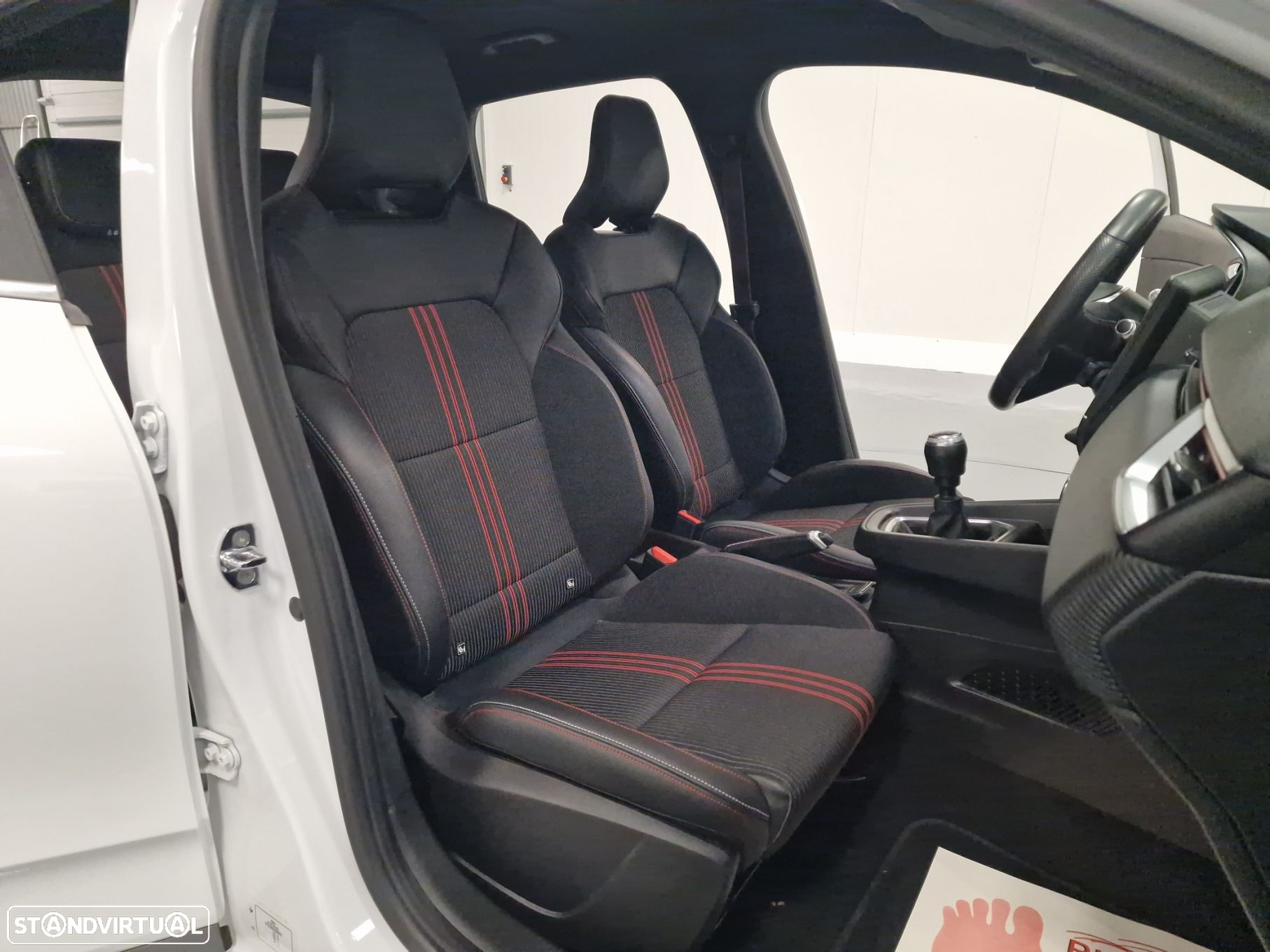 Renault Clio 1.5 Blue dCi RS Line - 41