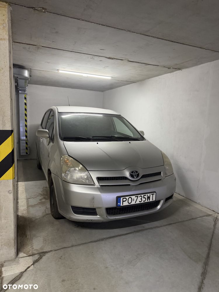 Toyota Corolla Verso - 1