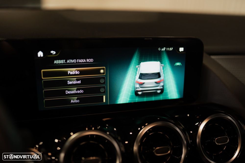 Mercedes-Benz GLA 250 e Progressive - 32