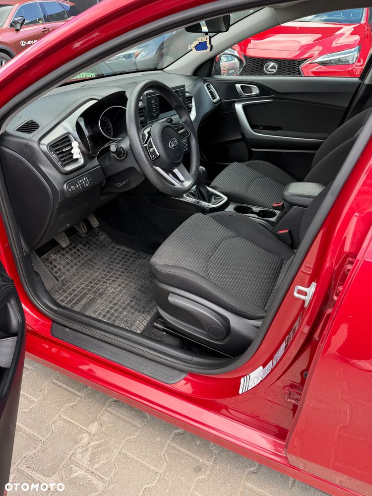 Kia Ceed 1.6 CRDi SCR S - 9