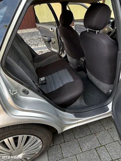 Toyota Corolla 1.4 VVT-i - 14