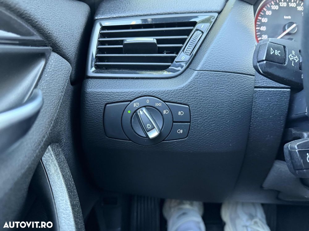 BMW X1 sDrive20d xLine - 24