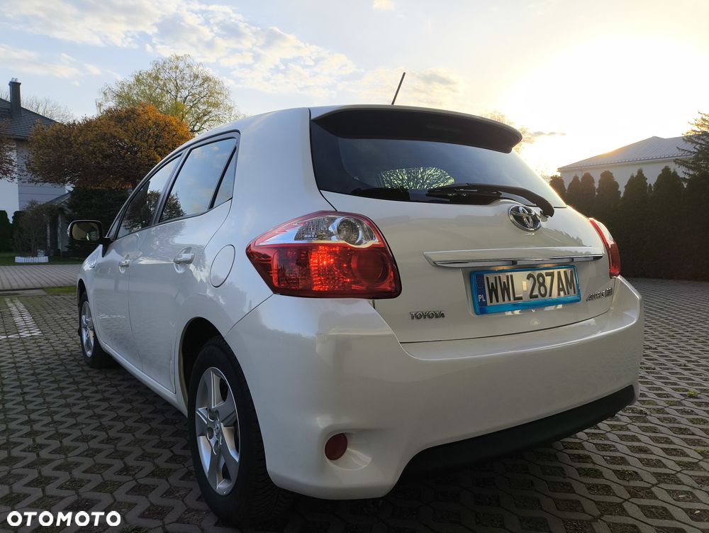 Toyota Auris - 7