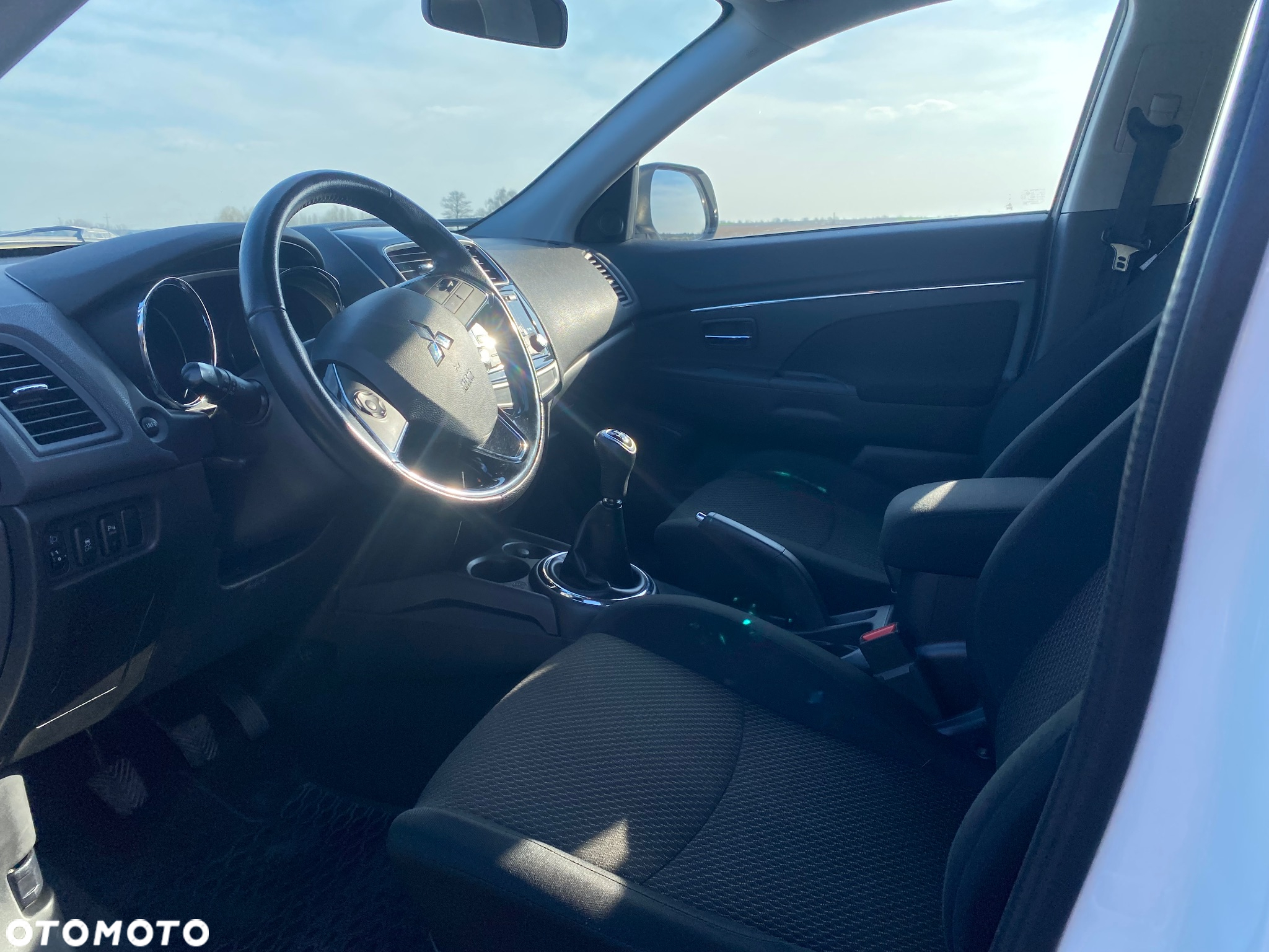 Mitsubishi ASX 1.6 Inform - 9