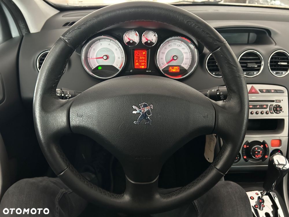 Peugeot 308 140 THP Automatik Sport - 30