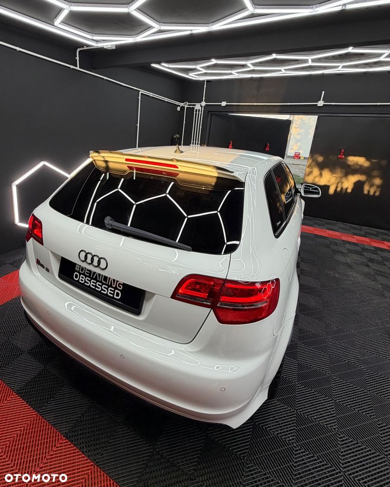 Audi RS3 Sportback - 17