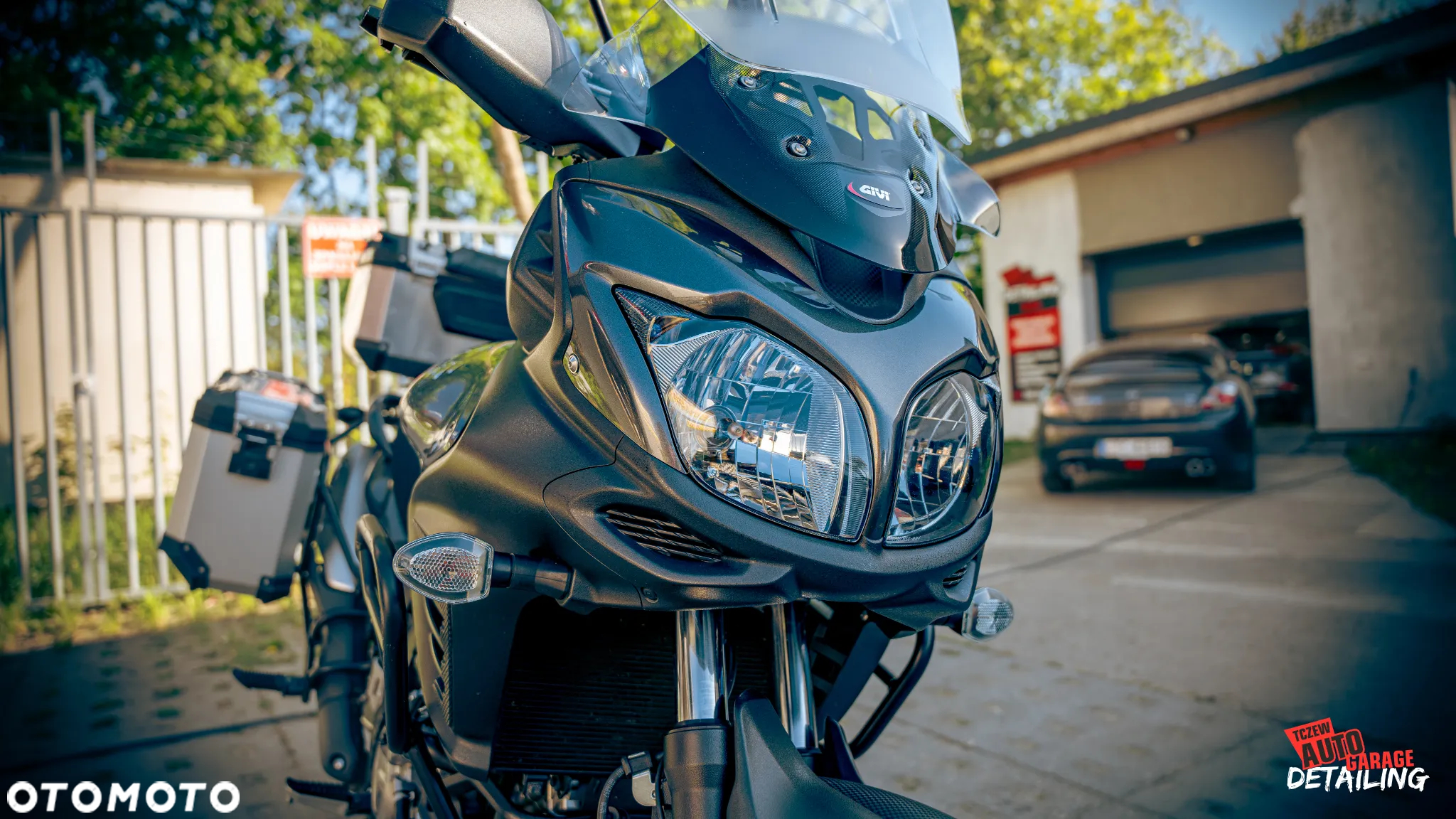 Suzuki DL - 8