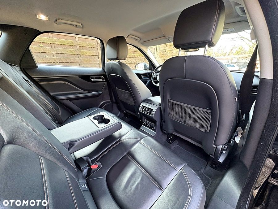 Jaguar F-Pace 20d AWD Prestige - 30