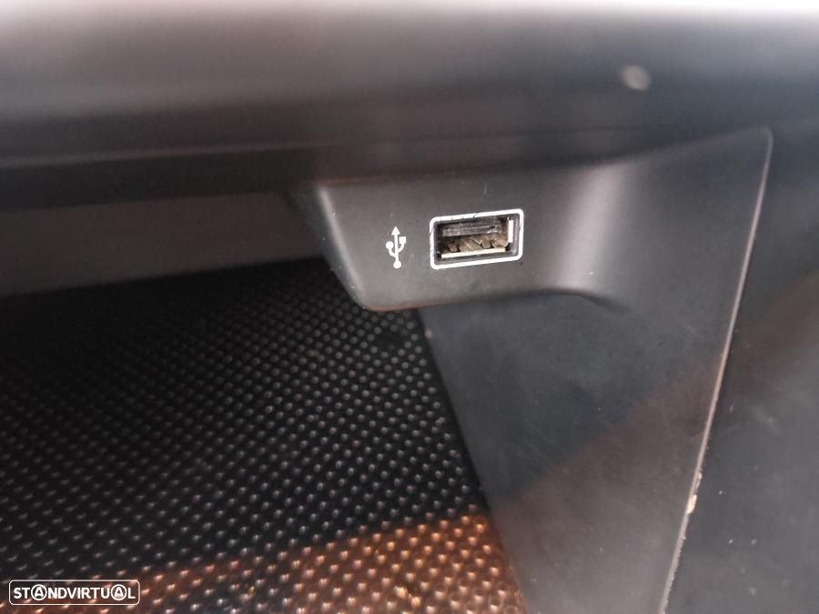 VW Polo 1.0 Trendline - 24