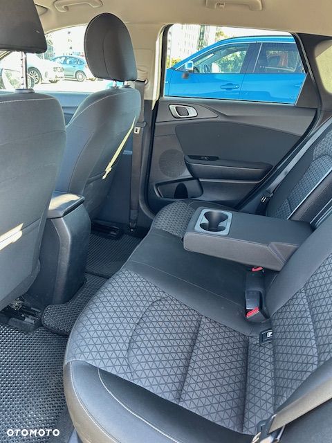 Kia Ceed 1.5 T-GDI M DCT - 22
