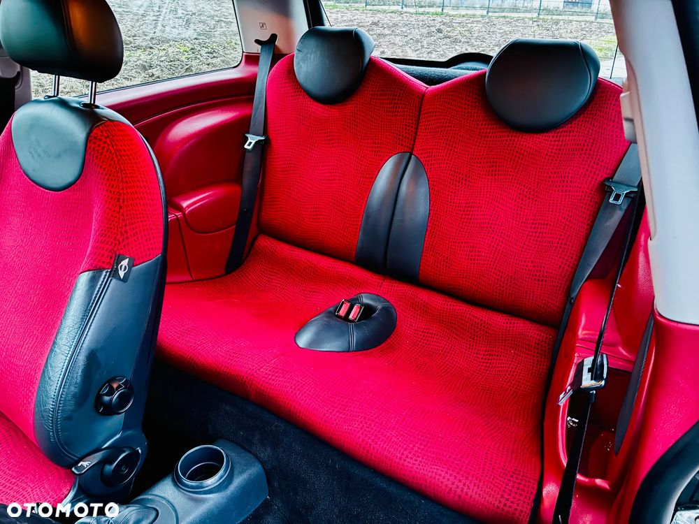 MINI Cooper Seven - 8