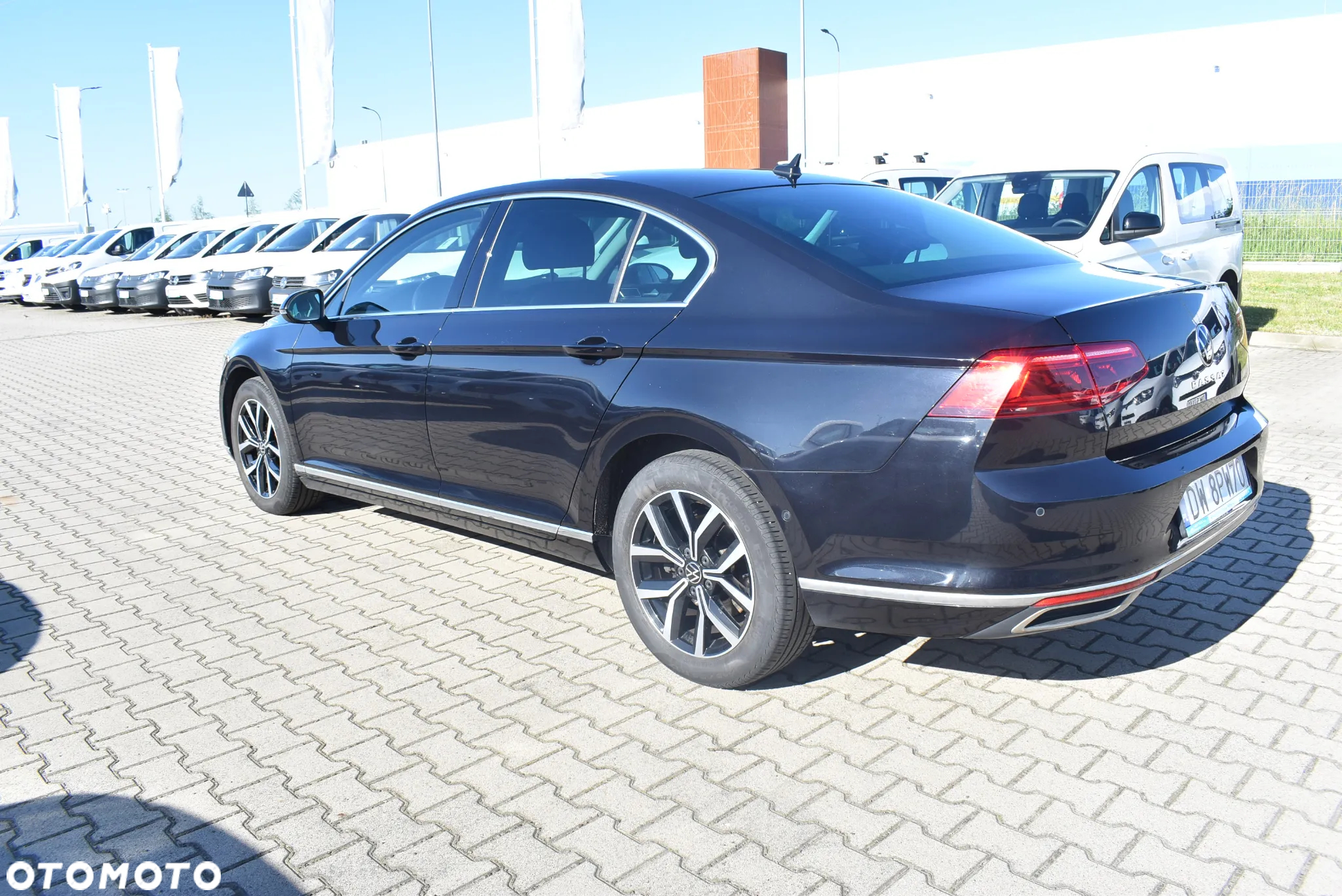 Volkswagen Passat 2.0 TSI Elegance DSG - 9